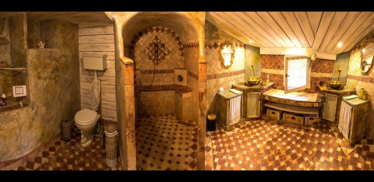 La Medievale Du Luberon Roussillon en Isere Zewnętrze zdjęcie